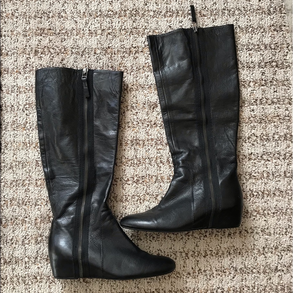 Winter boots 👢